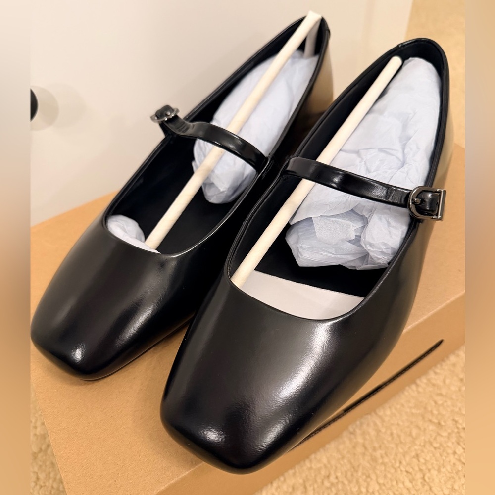 Ecco Black Leather Mary Jane Flats - Picture 6 of 12